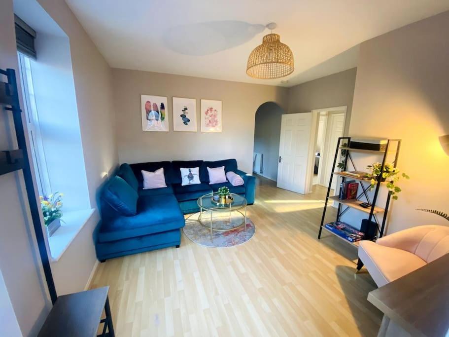 City Centre Riverside Apartment Винчестер Экстерьер фото